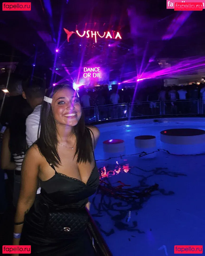 Giulia Colasante Onlyfans Photo Gallery 