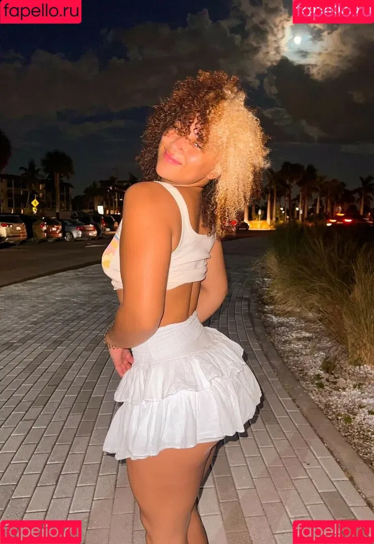 Heaven Collins Onlyfans Photo Gallery 