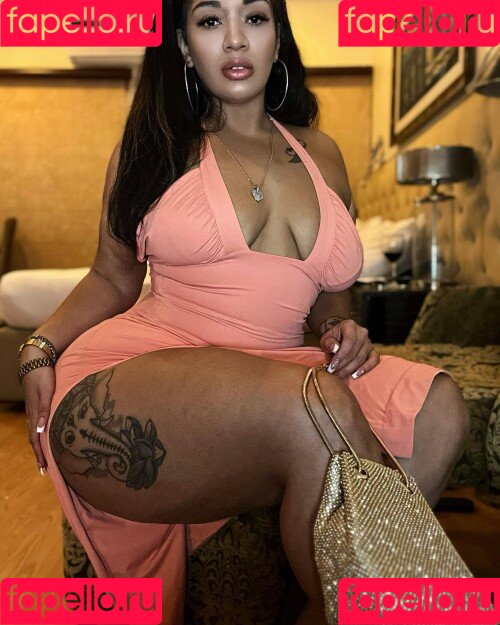 Curvyrb Onlyfans Photo Gallery 