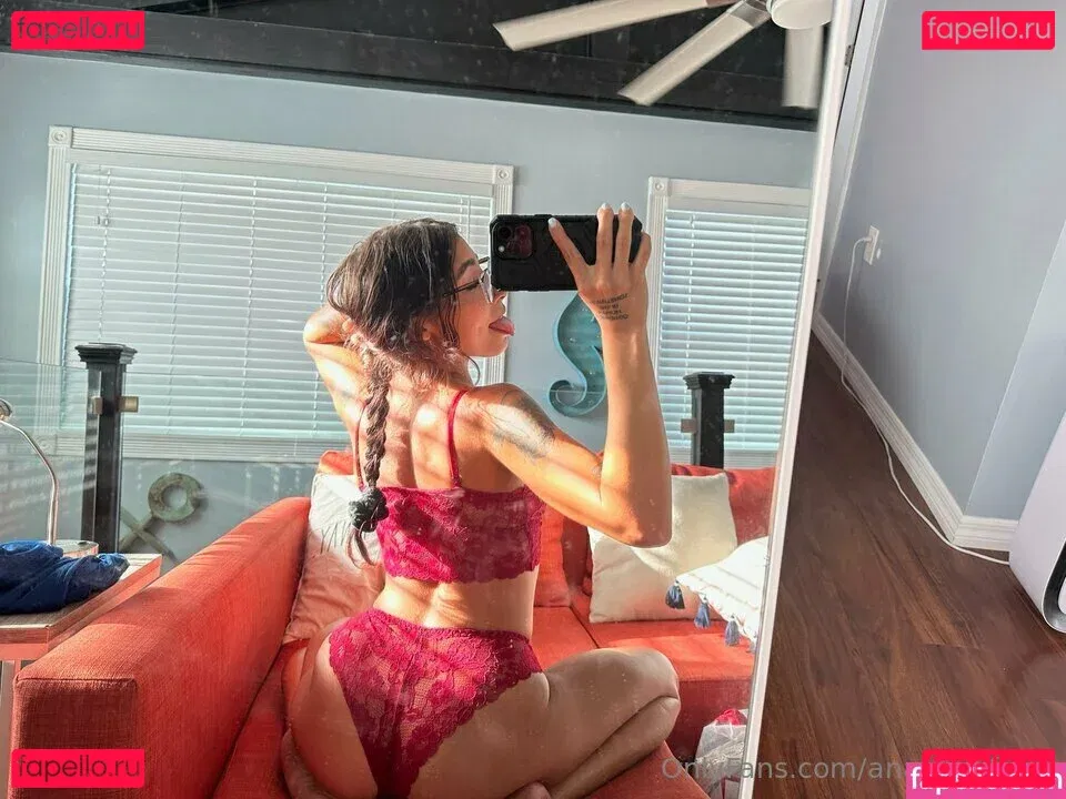 khloevixen Onlyfans Photo Gallery 