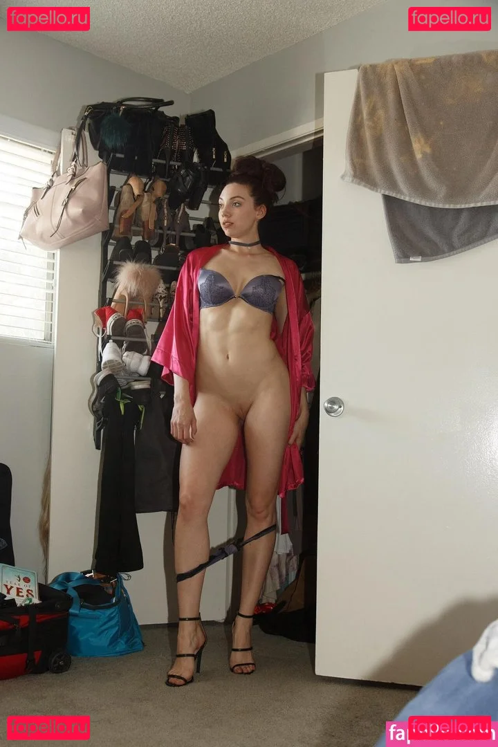 ivywaifuu Onlyfans Photo Gallery 