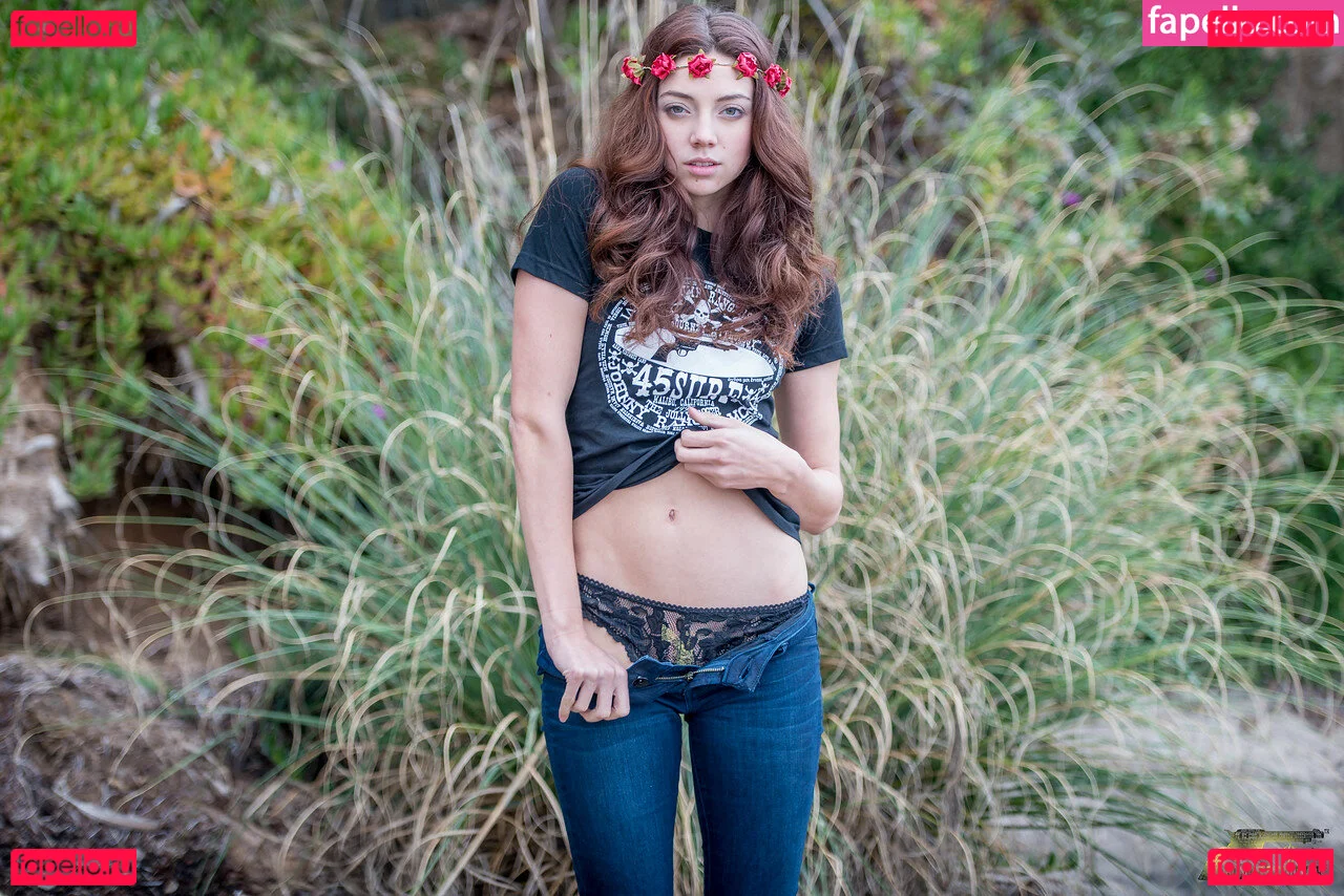 ivywaifuu Onlyfans Photo Gallery 