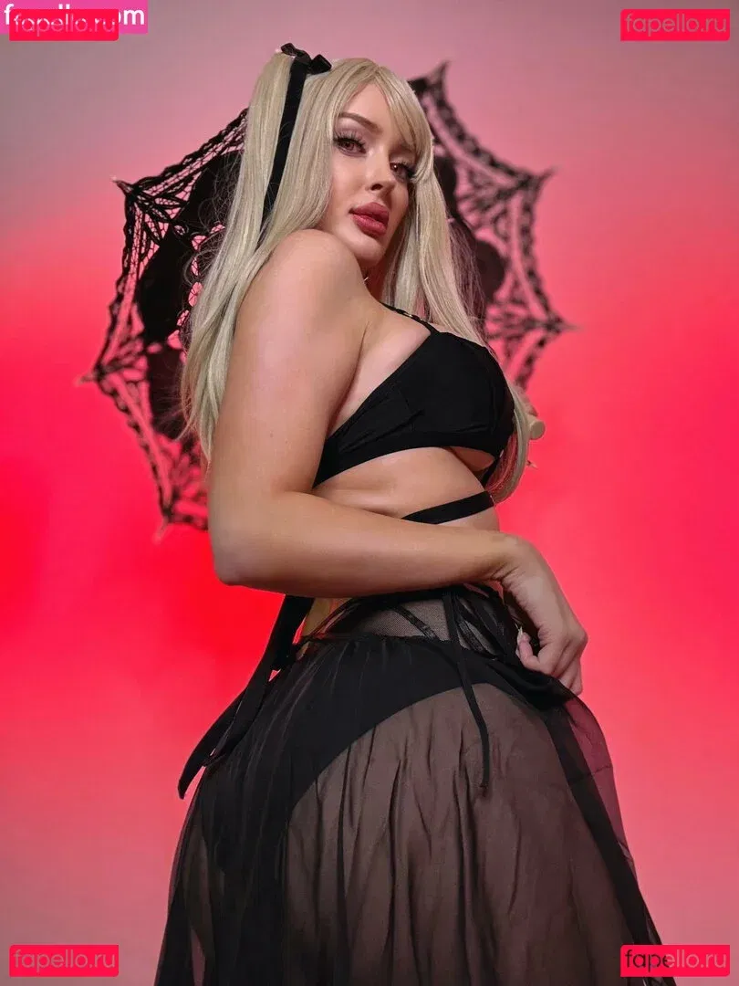 kristenlanaefree Onlyfans Photo Gallery 