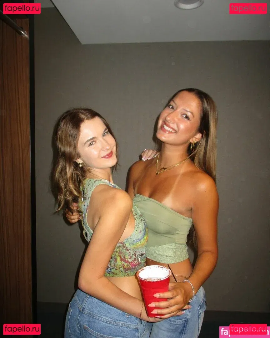 Maddie Gilmore Onlyfans Photo Gallery 