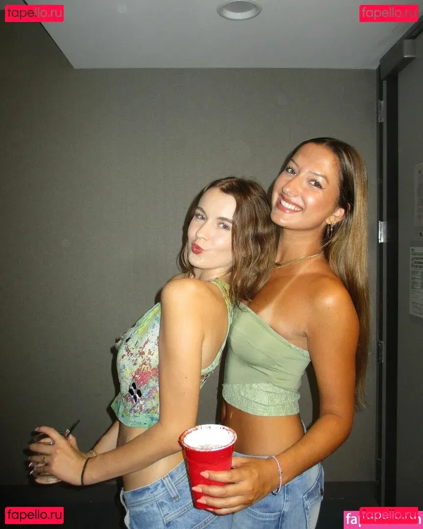 Maddie Gilmore Onlyfans Photo Gallery 