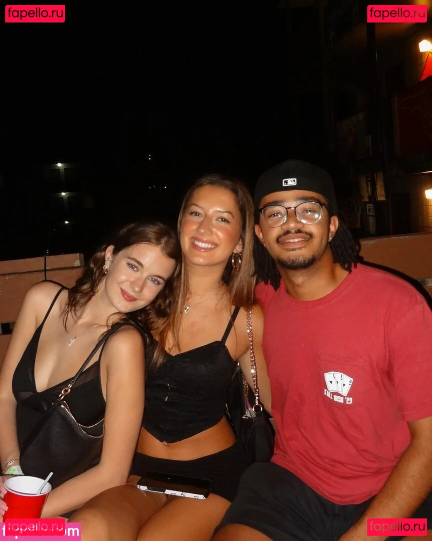 Maddie Gilmore Onlyfans Photo Gallery 