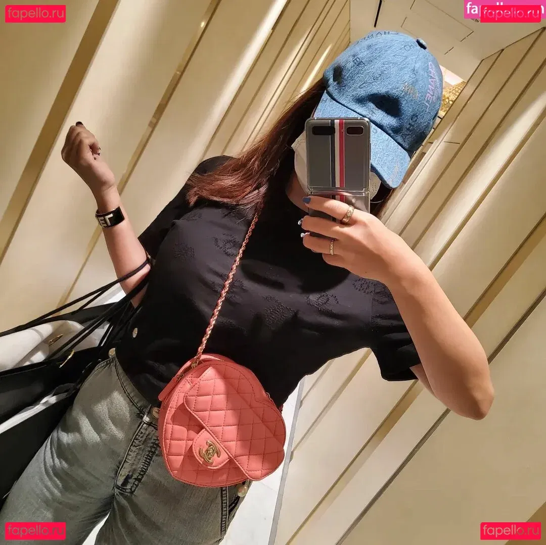 Uelee Onlyfans Photo Gallery 