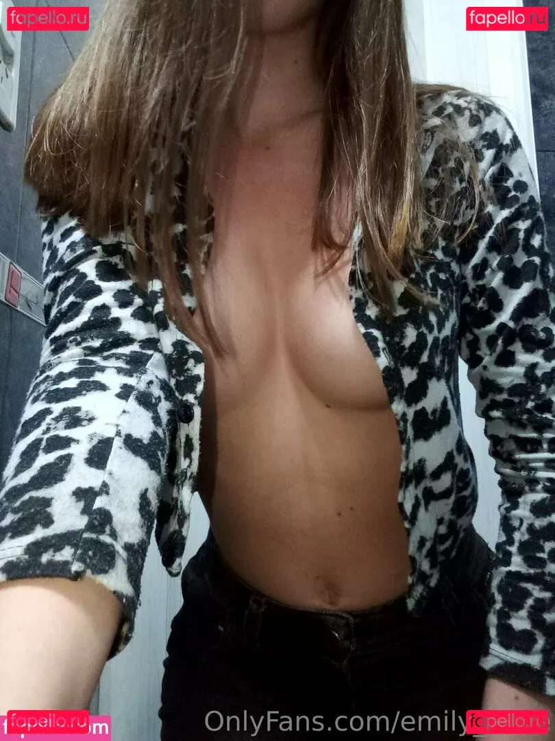 emily_kane Onlyfans Photo Gallery 