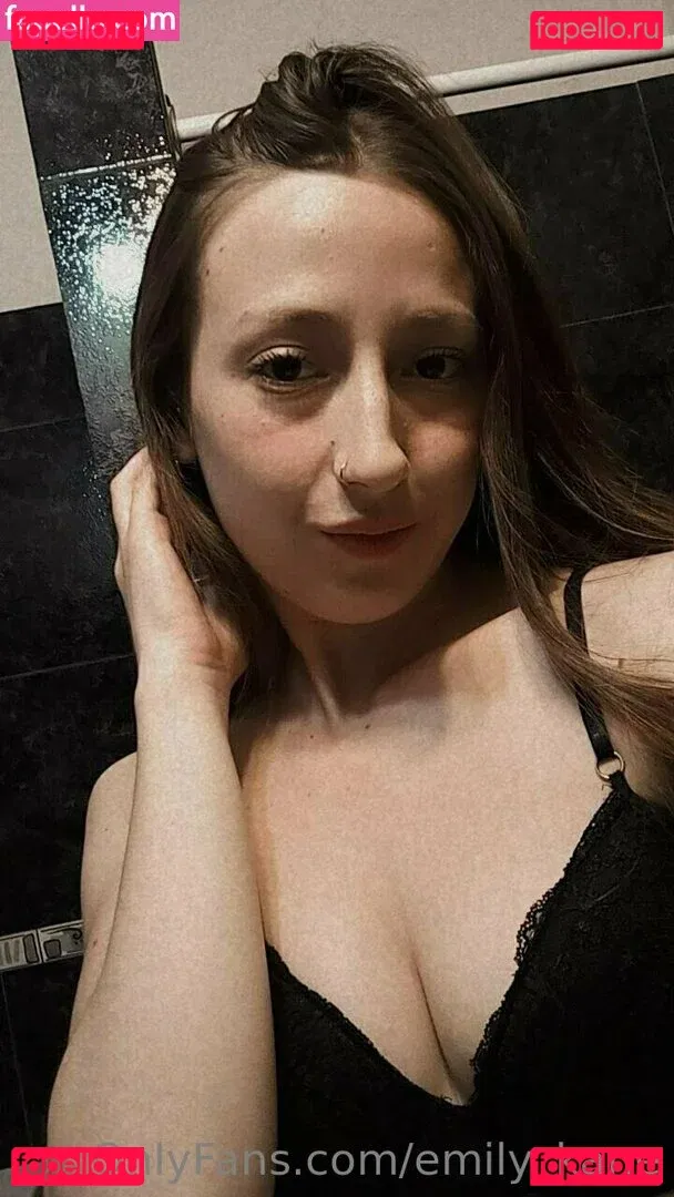 emily_kane Onlyfans Photo Gallery 