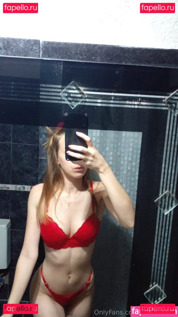 emily_kane Onlyfans Photo Gallery 