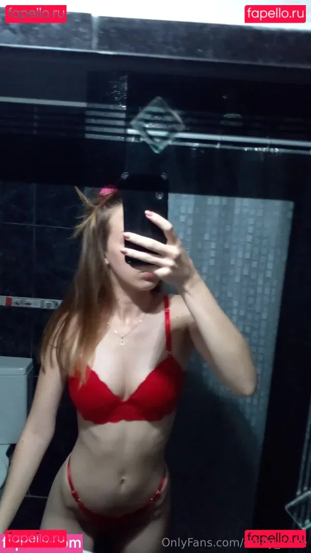 emily_kane Onlyfans Photo Gallery 