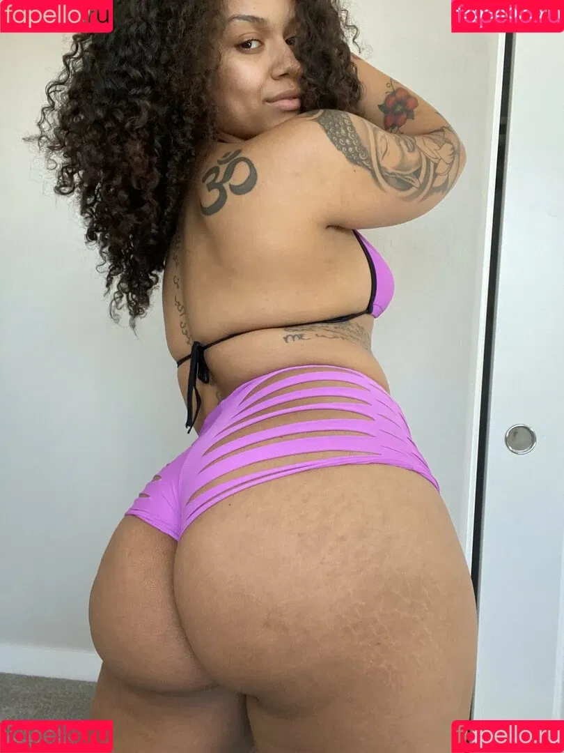 Theonlysafarii Onlyfans Photo Gallery 