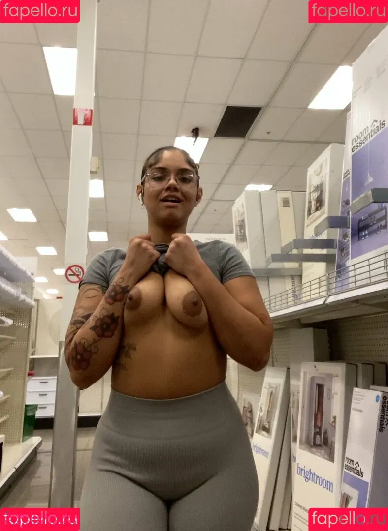 Theonlysafarii Onlyfans Photo Gallery 