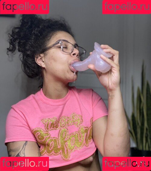 Theonlysafarii Onlyfans Photo Gallery 