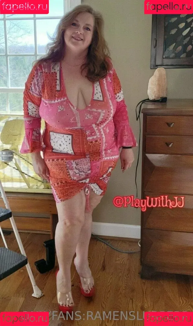 ramenslurperr Onlyfans Photo Gallery 