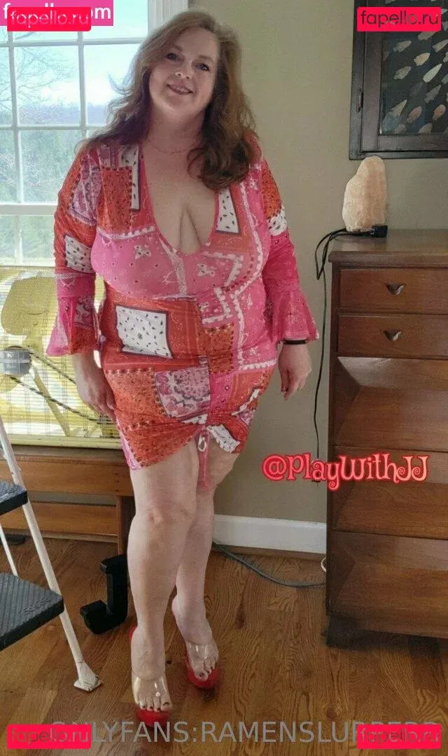 ramenslurperr Onlyfans Photo Gallery 