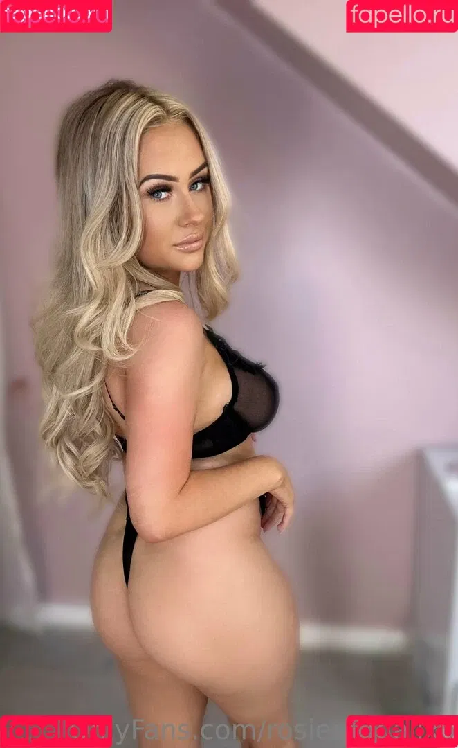 rosierendallxo Onlyfans Photo Gallery 