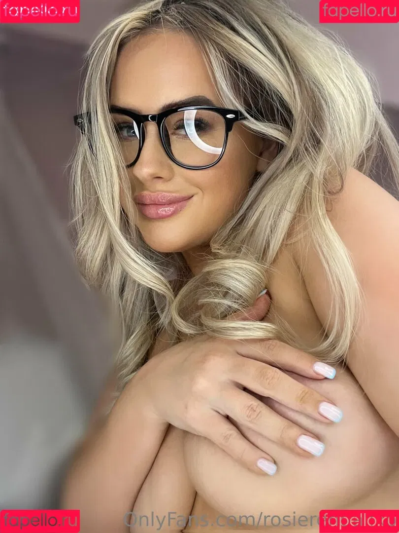 rosierendallxo Onlyfans Photo Gallery 