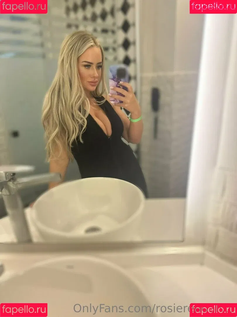 rosierendallxo Onlyfans Photo Gallery 