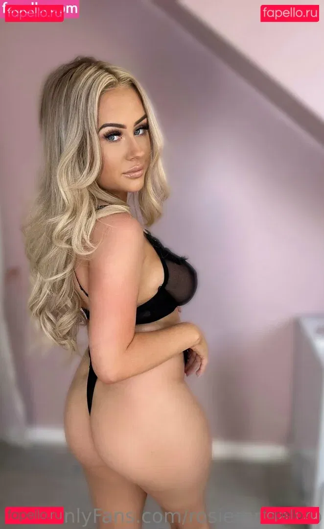 rosierendallxo Onlyfans Photo Gallery 