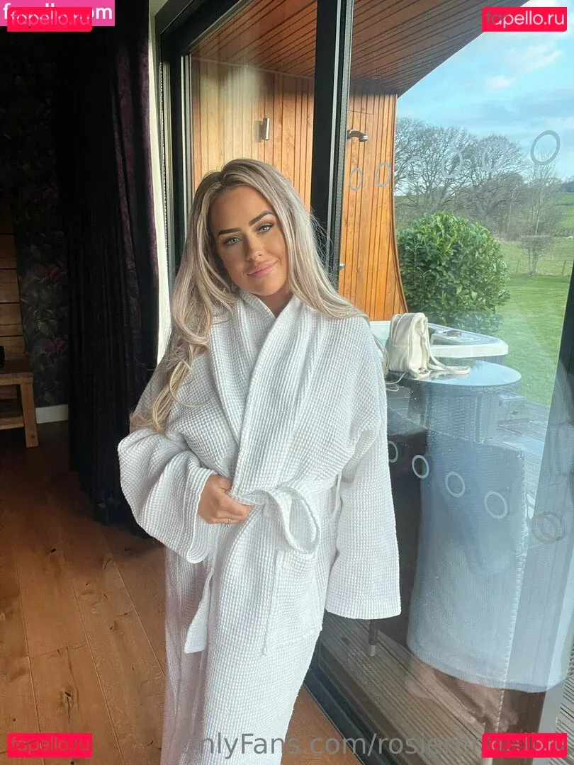 rosierendallxo Onlyfans Photo Gallery 