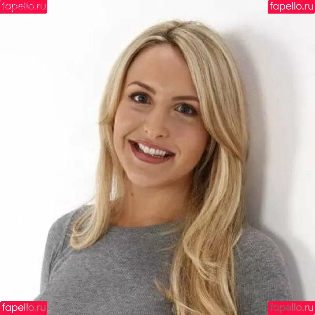 Emma Louise Jones Onlyfans Photo Gallery 