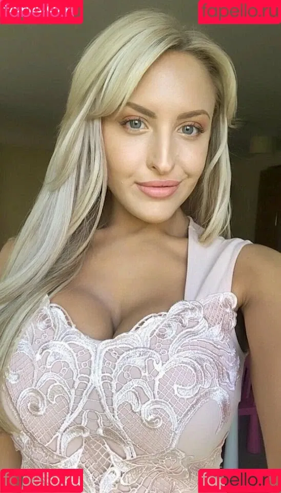 Emma Louise Jones Onlyfans Photo Gallery 