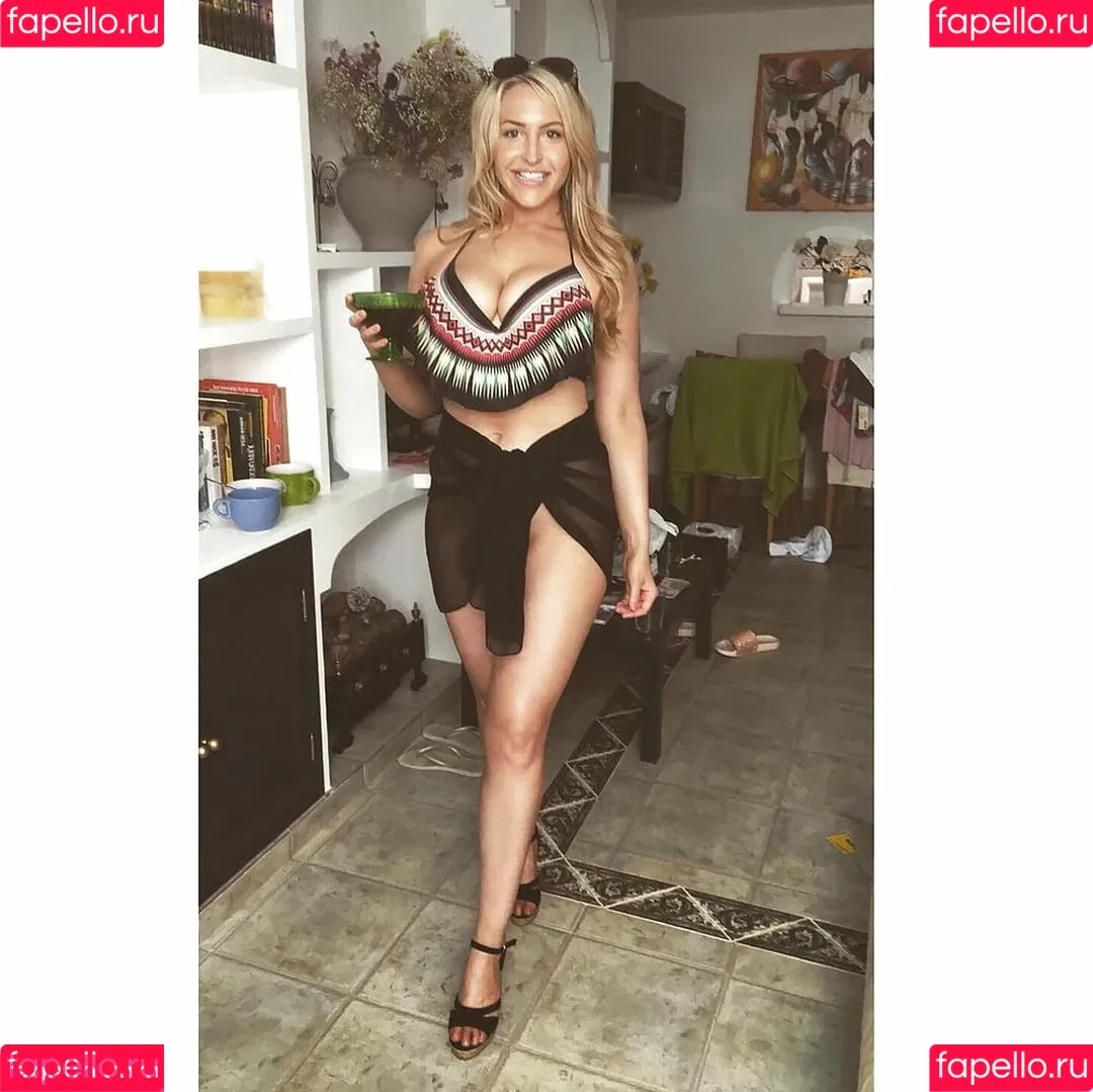 Emma Louise Jones Onlyfans Photo Gallery 