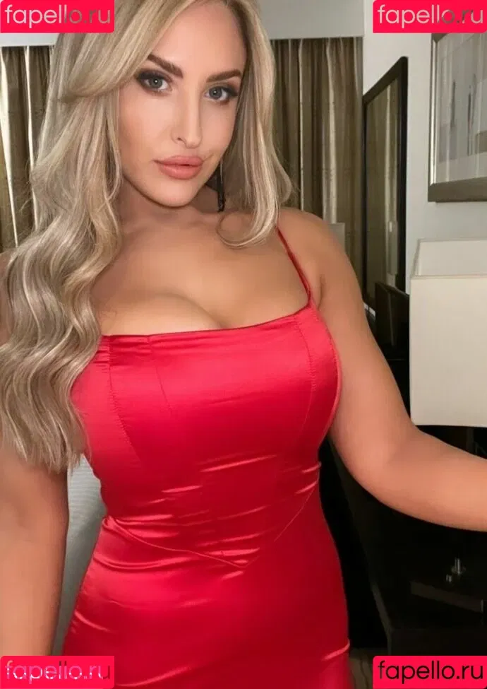 Emma Louise Jones Onlyfans Photo Gallery 