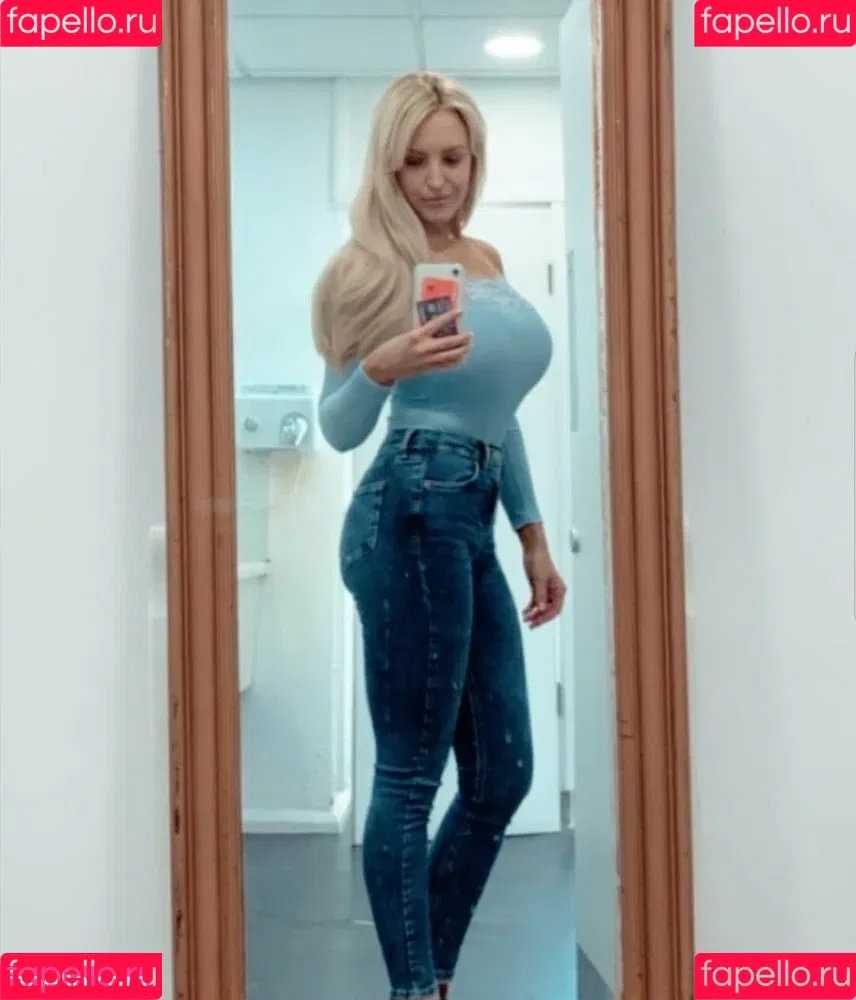 Emma Louise Jones Onlyfans Photo Gallery 
