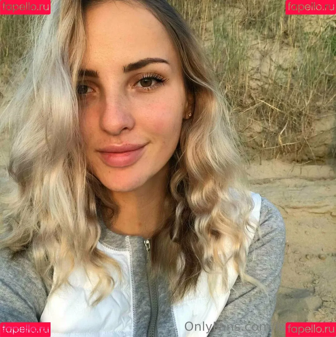 janevipi Onlyfans Photo Gallery 