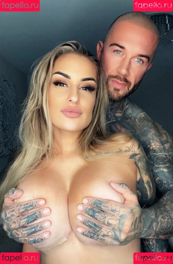 your-favourite-domme Onlyfans Photo Gallery 