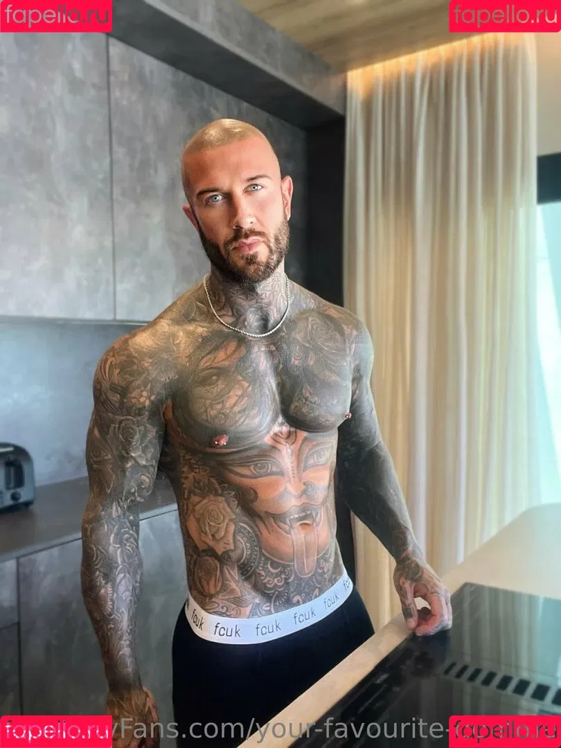 your-favourite-domme Onlyfans Photo Gallery 
