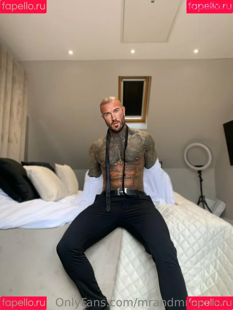 your-favourite-domme Onlyfans Photo Gallery 
