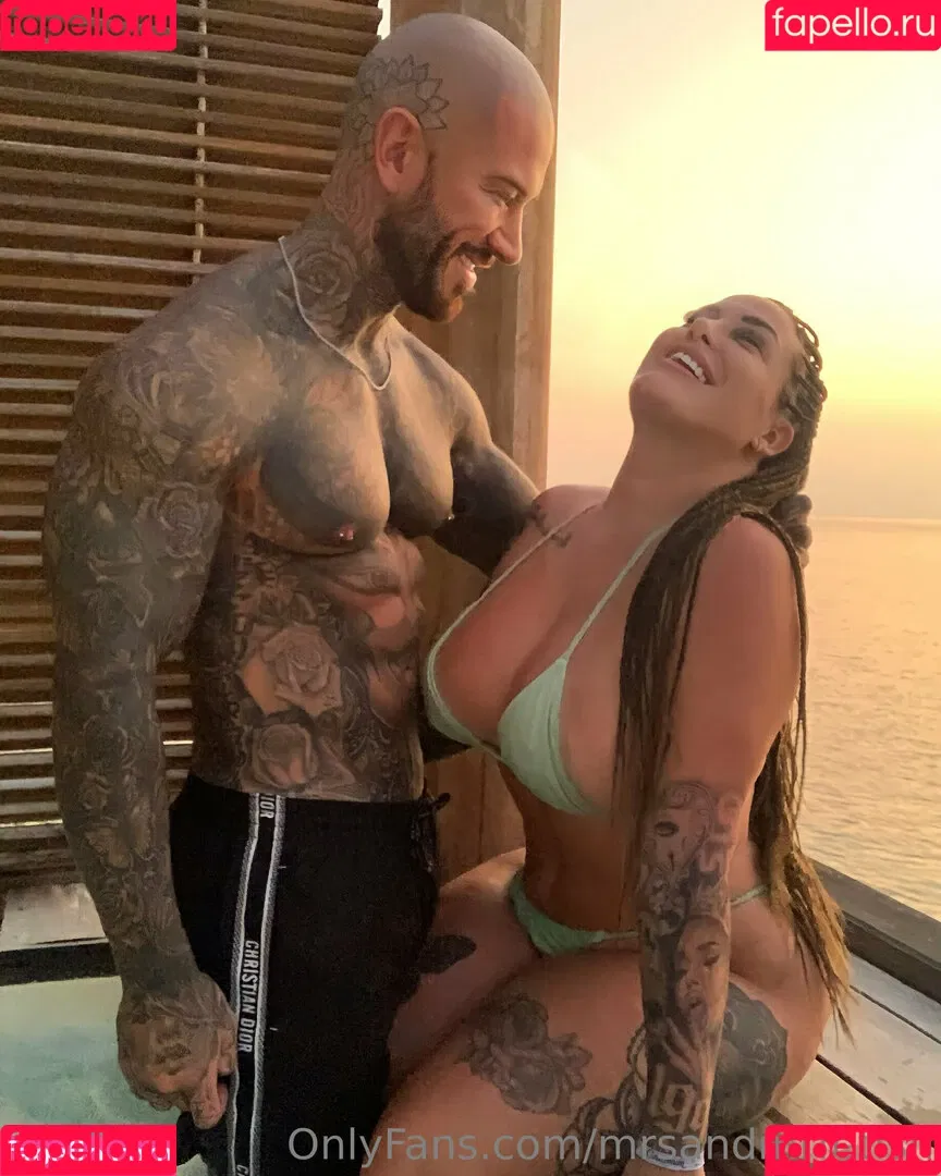 your-favourite-domme Onlyfans Photo Gallery 