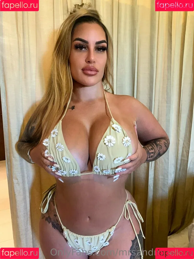 your-favourite-domme Onlyfans Photo Gallery 