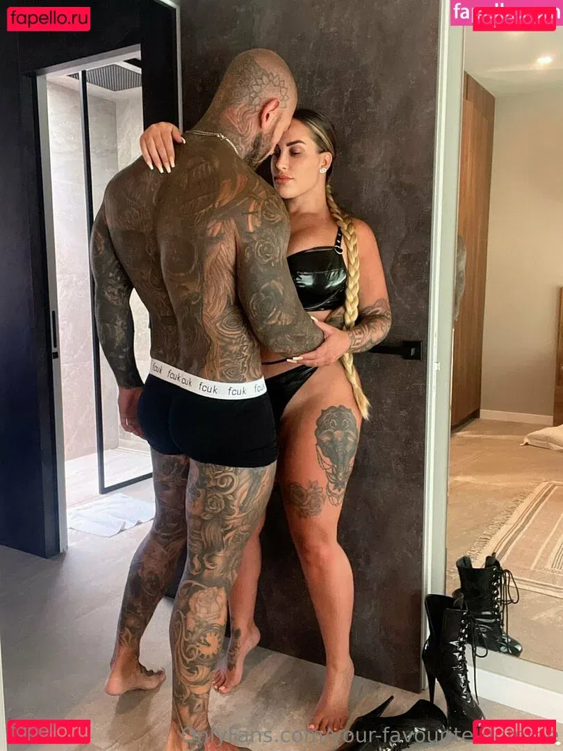 your-favourite-domme Onlyfans Photo Gallery 