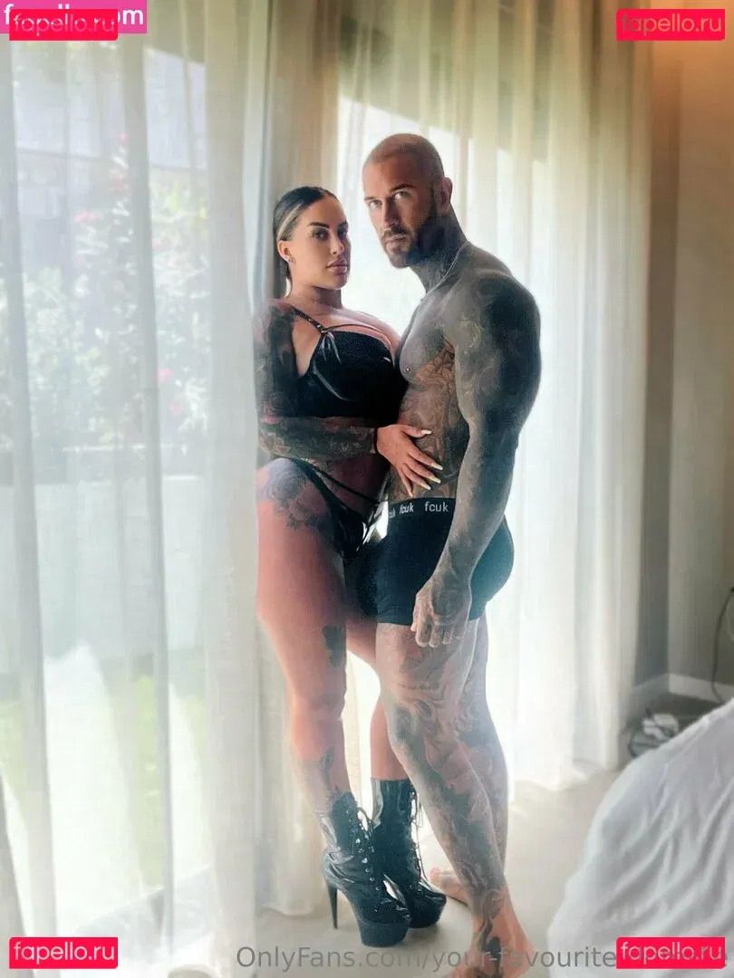 your-favourite-domme Onlyfans Photo Gallery 