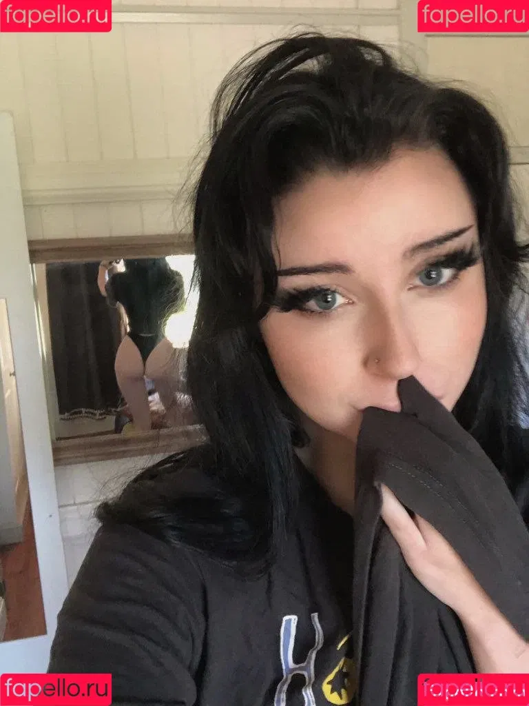 nymphgwen Onlyfans Photo Gallery 