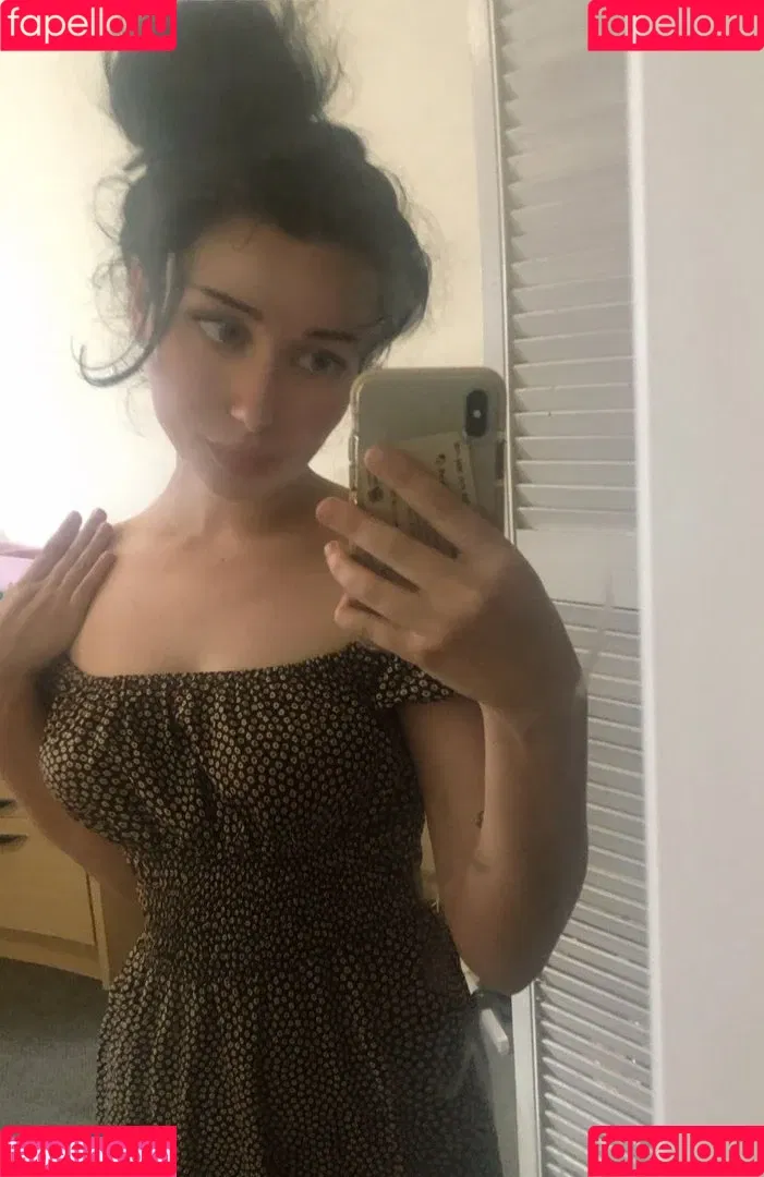 nymphgwen Onlyfans Photo Gallery 