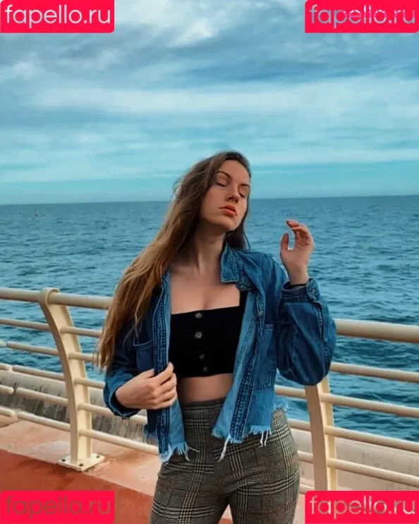 Sarah A-L Onlyfans Photo Gallery 