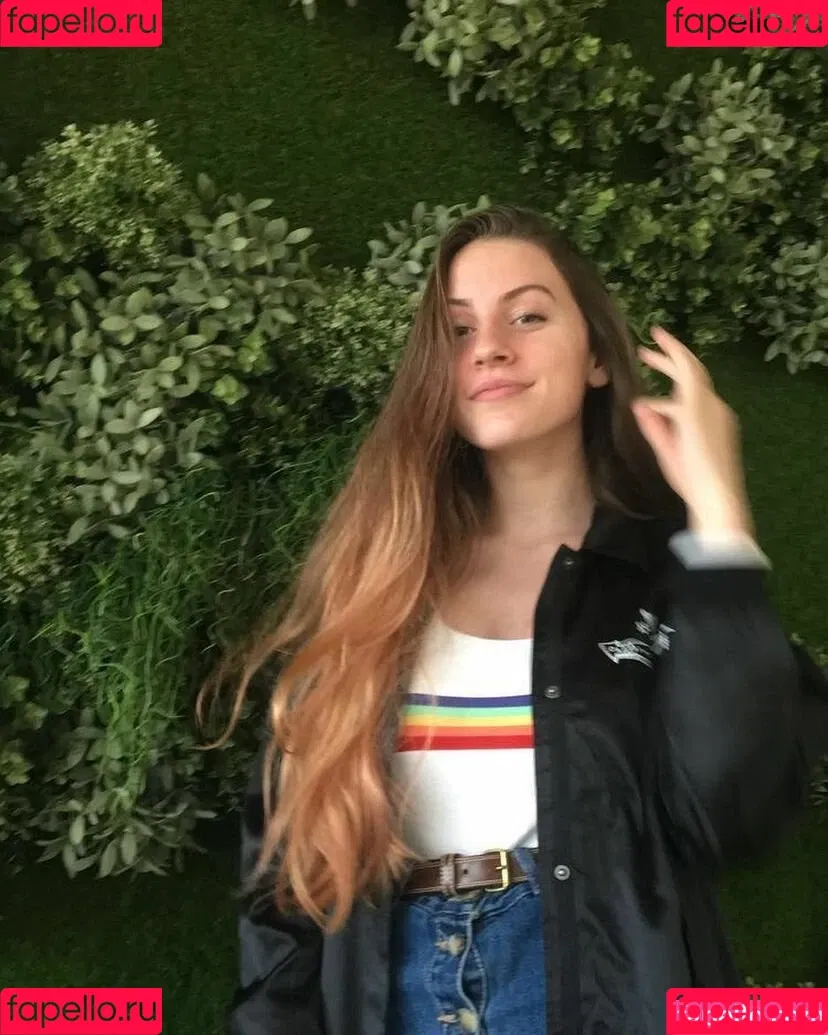 Sarah A-L Onlyfans Photo Gallery 
