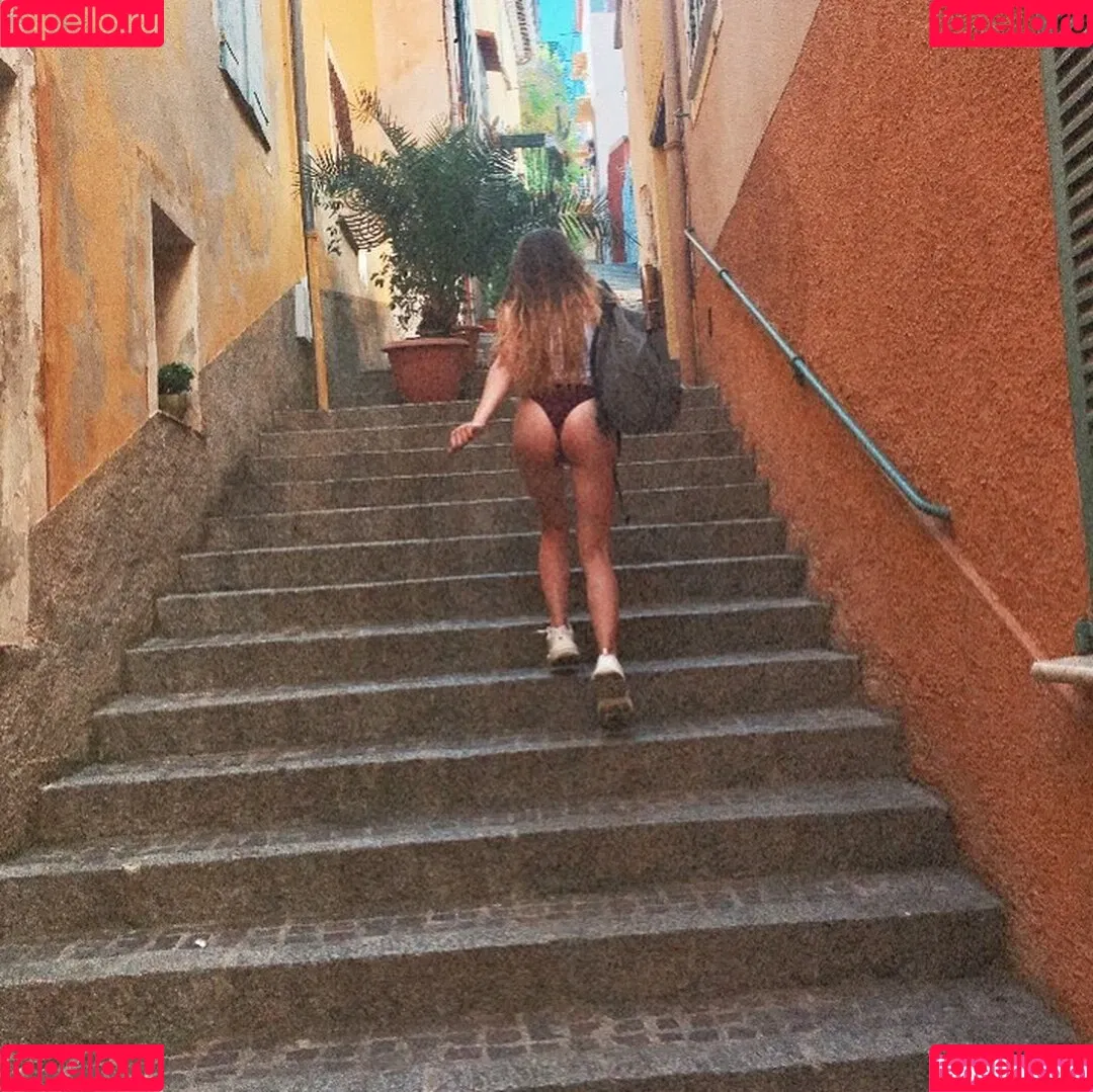 Sarah A-L Onlyfans Photo Gallery 