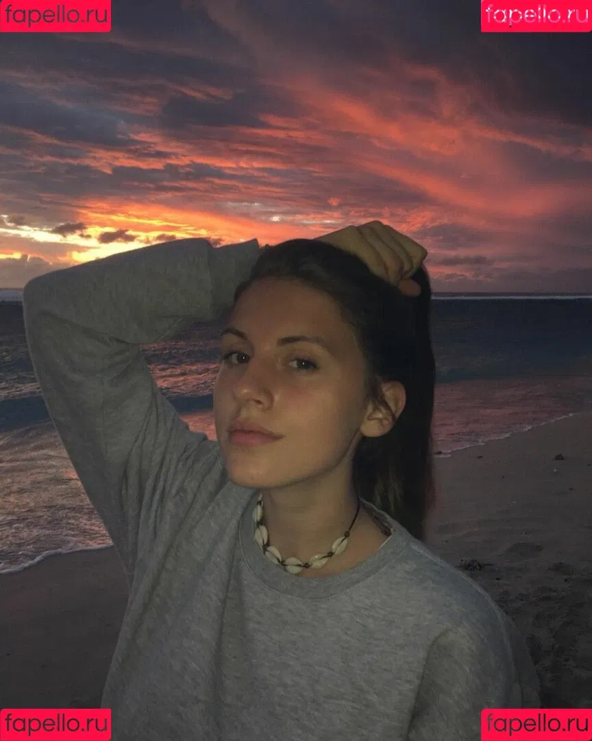 Sarah A-L Onlyfans Photo Gallery 