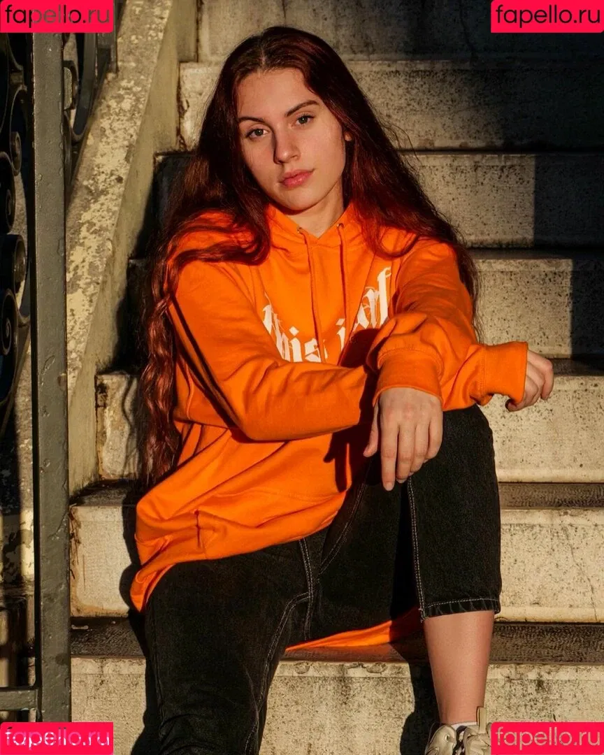 Sarah A-L Onlyfans Photo Gallery 