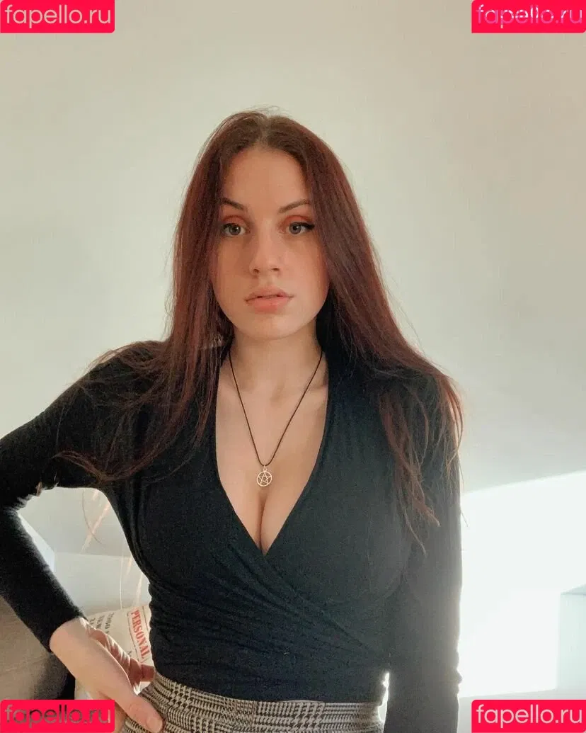 Sarah A-L Onlyfans Photo Gallery 