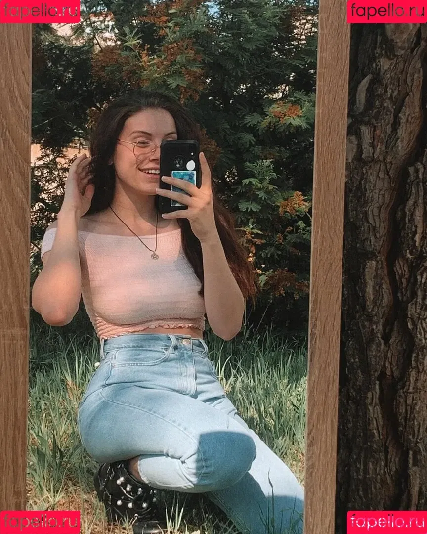Sarah A-L Onlyfans Photo Gallery 
