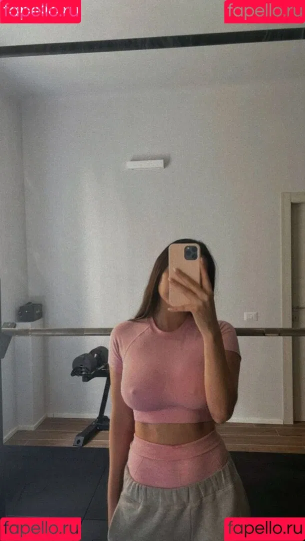 Esmeralda Morichelli Onlyfans Photo Gallery 