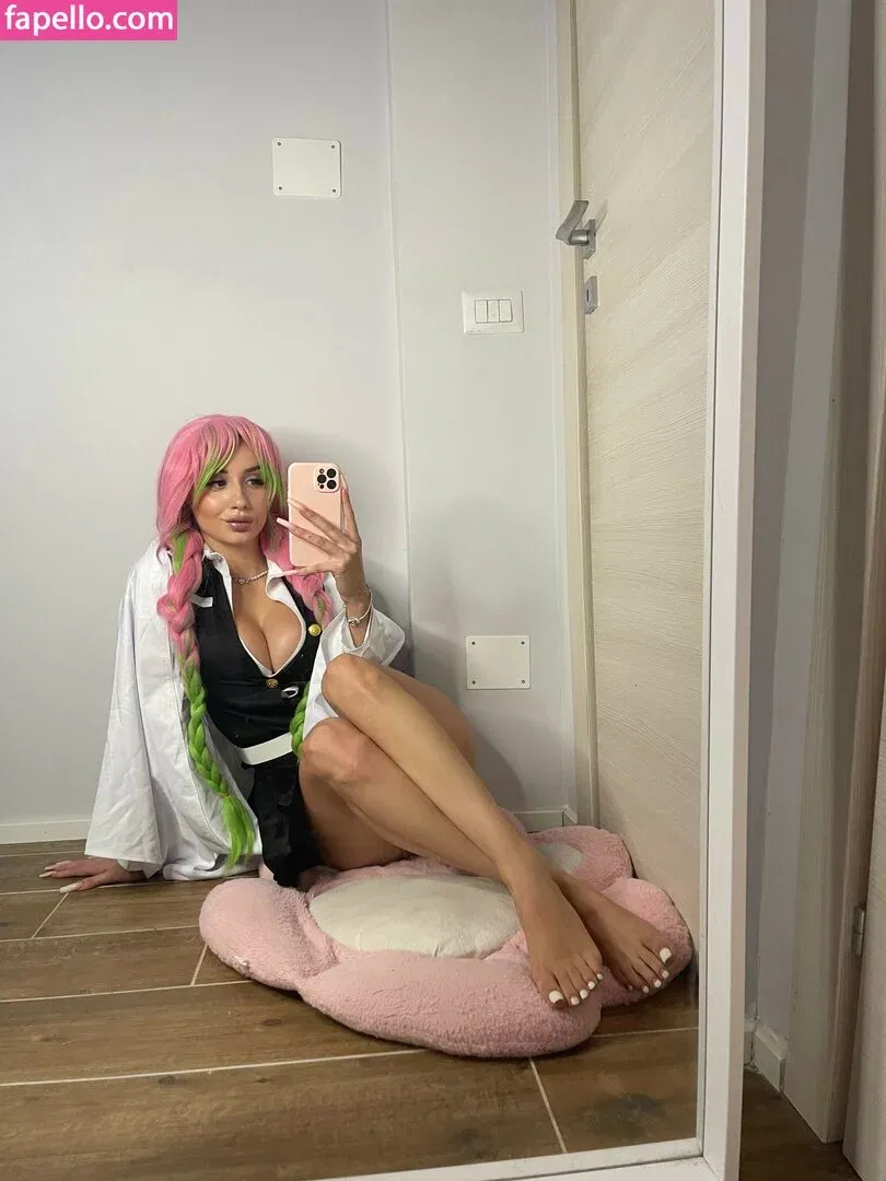 Esmeralda Morichelli Onlyfans Photo Gallery 