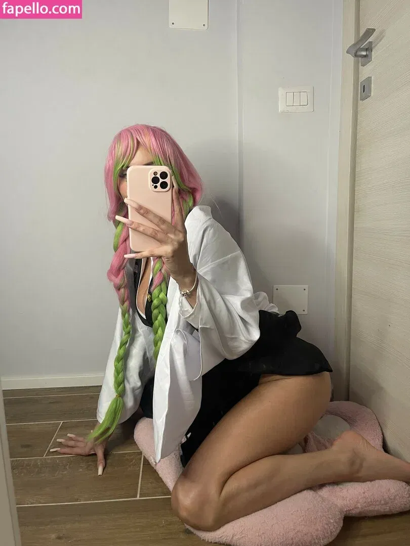 Esmeralda Morichelli Onlyfans Photo Gallery 